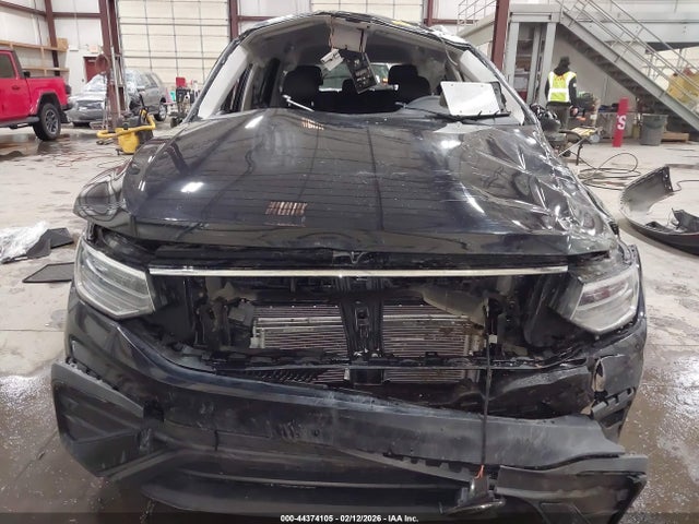3VV3B7AX8PM114915 Volkswagen Tiguan 2.0t Se