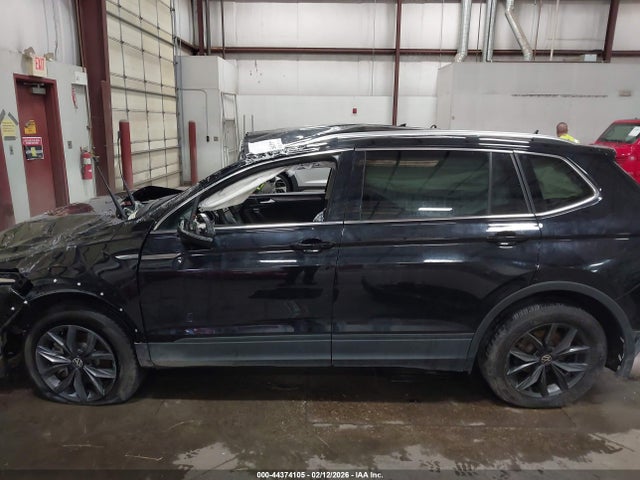 3VV3B7AX8PM114915 Volkswagen Tiguan 2.0t Se
