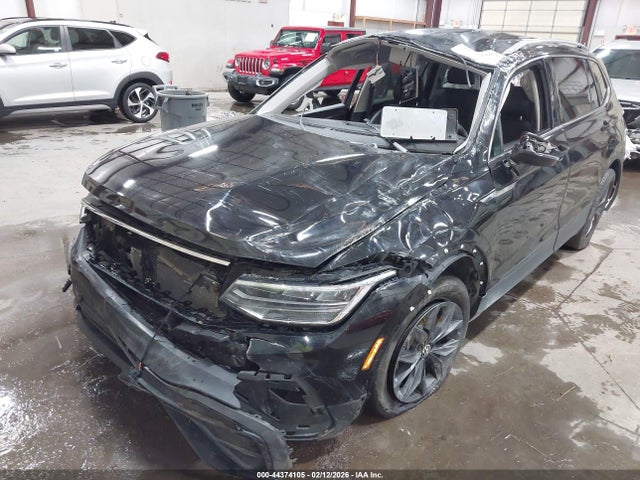 3VV3B7AX8PM114915 Volkswagen Tiguan 2.0t Se