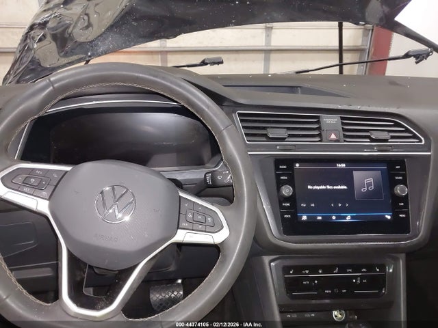 3VV3B7AX8PM114915 Volkswagen Tiguan 2.0t Se