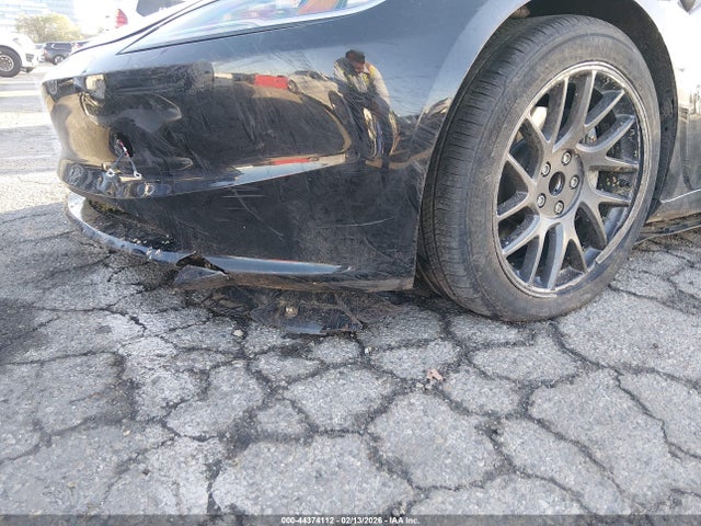 2025 TESLA MODEL 3 5YJ3E1EA1SF040243 Photo 5