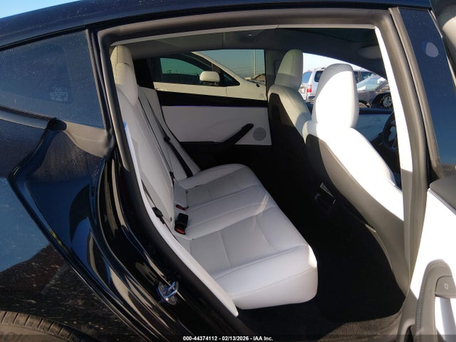 2025 TESLA MODEL 3 5YJ3E1EA1SF040243 Photo 7