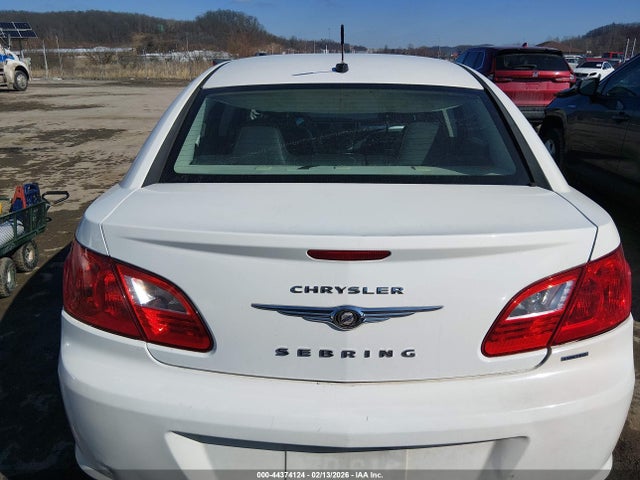 44374124 :رقم المزاد ، 1C3CC5FB6AN117066 vin ، 2010 Chrysler Sebring Limited مزاد بيع