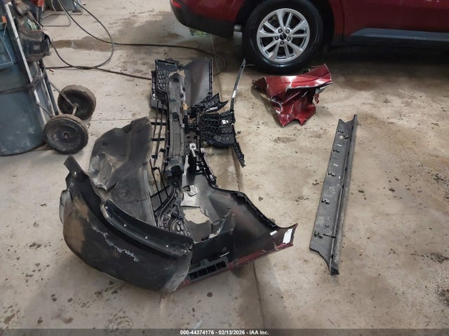 44374176 :رقم المزاد ، KNDNB4H38P6212612 vin ، 2023 Kia Carnival Mpv Lx Seat Package مزاد بيع