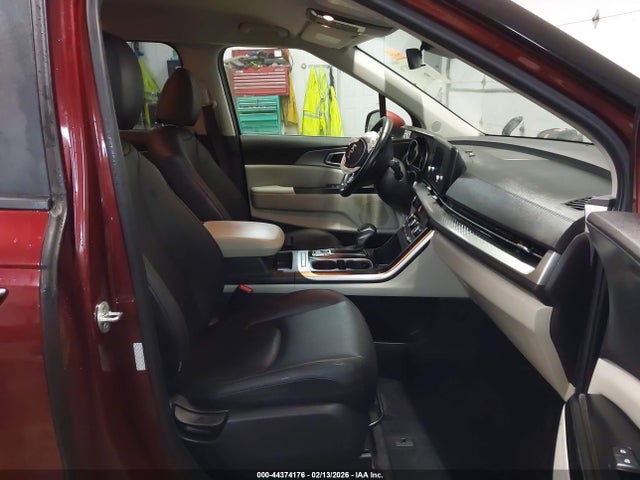 44374176 :رقم المزاد ، KNDNB4H38P6212612 vin ، 2023 Kia Carnival Mpv Lx Seat Package مزاد بيع