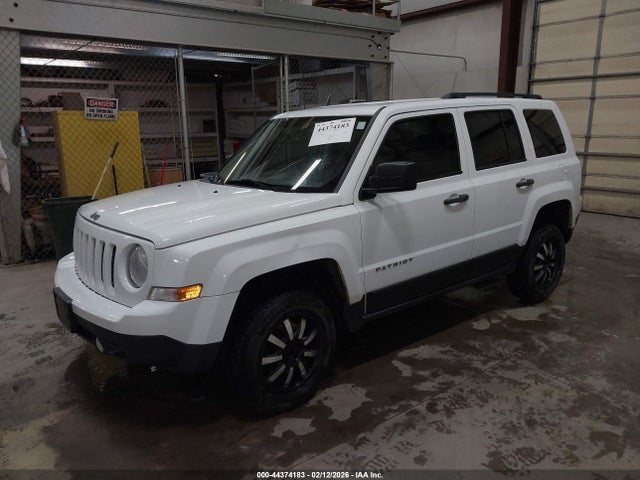 1C4NJRBB7GD646807 Jeep Patriot Sport