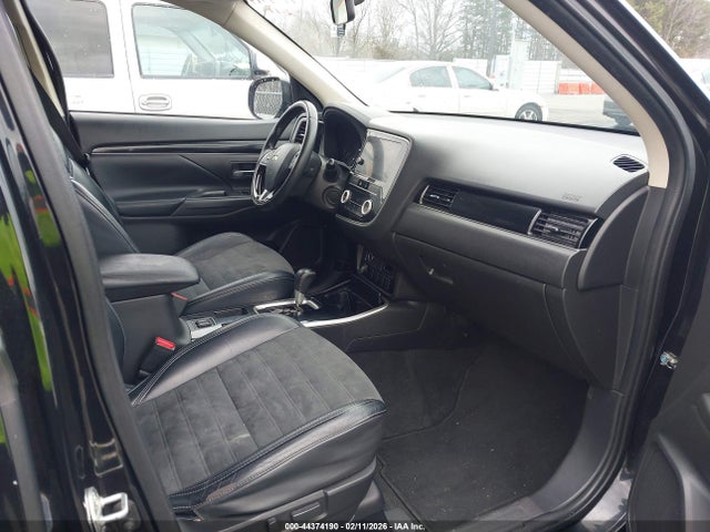 2019 MITSUBISHI OUTLANDER JA4AD3A39KZ008898 Photo 4