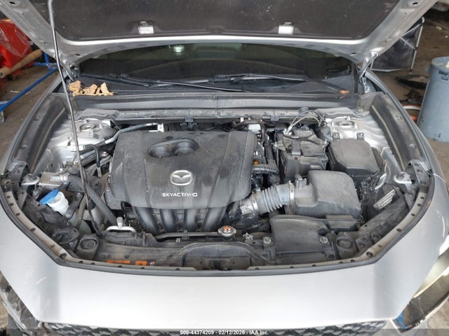 44374209 :رقم المزاد ، 3MVDMABL8MM237632 vin ، 2021 Mazda Cx-30 Select مزاد بيع