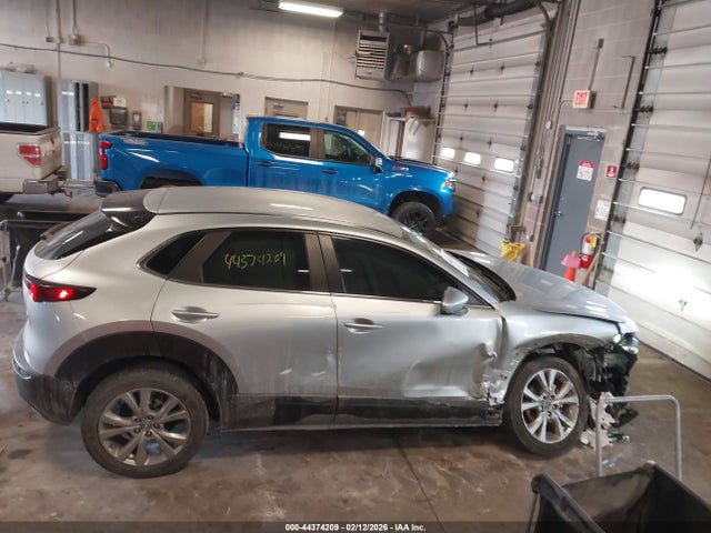 44374209 :رقم المزاد ، 3MVDMABL8MM237632 vin ، 2021 Mazda Cx-30 Select مزاد بيع