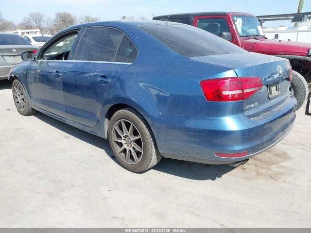 2015 Volkswagen Jetta 1.8t Se მანქანა იყიდება აუქციონზე, vin: 3VWD17AJ6FM410111, აუქციონის ნომერი: 44374213