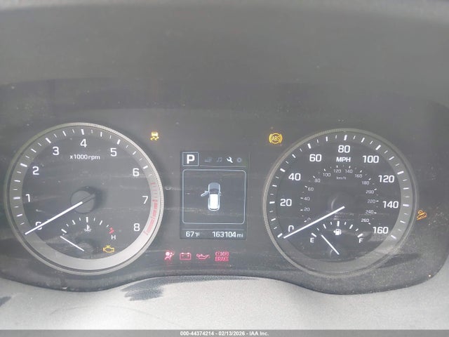 KM8J33A48GU027346 Hyundai TUCSON SE