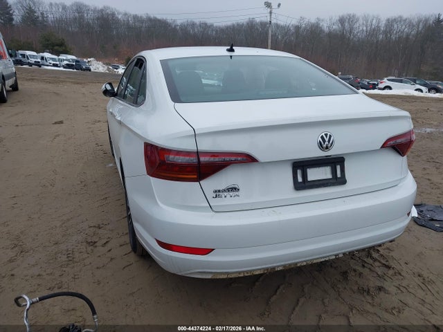 2019 VOLKSWAGEN JETTA 3VWCB7BU2KM205090 Photo 2