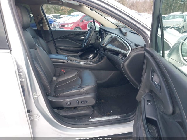 2018 Buick Envision Essence მანქანა იყიდება აუქციონზე, vin: LRBFX2SA3JD028858, აუქციონის ნომერი: 44374286