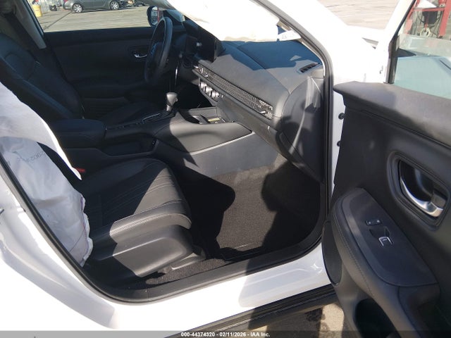 2024 Honda Hr-v 2wd Ex-l/2wd Ex-l W/o Bsi მანქანა იყიდება აუქციონზე, vin: 3CZRZ1H70RM760020, აუქციონის ნომერი: 44374320