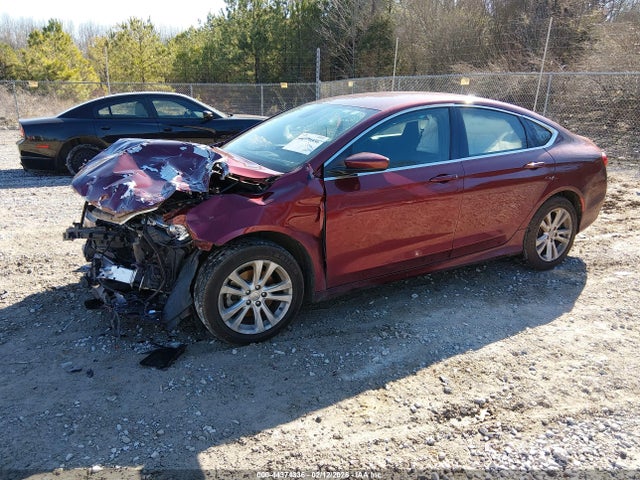 Chrysler 200 Limited 2015 1C3CCCAB3FN585971 Image 2