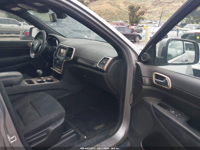 1C4RJEAGXEC472757 Jeep Grand Cherokee Laredo