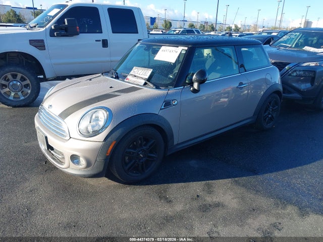 2013 MINI HARDTOP WMWSU3C55DT686298 Photo 1