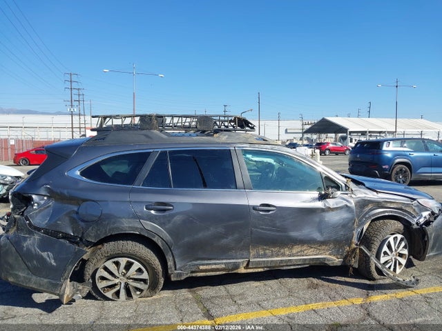 44374388 :رقم المزاد ، 4S4BTADC2S3300260 vin ، 2025 Subaru Outback Premium مزاد بيع
