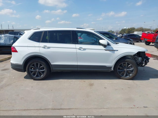 Продаж на аукціоні авто 2022 Volkswagen Tiguan 2.0t Se, vin: 3VV3B7AX4NM046626, номер лоту: 44374395