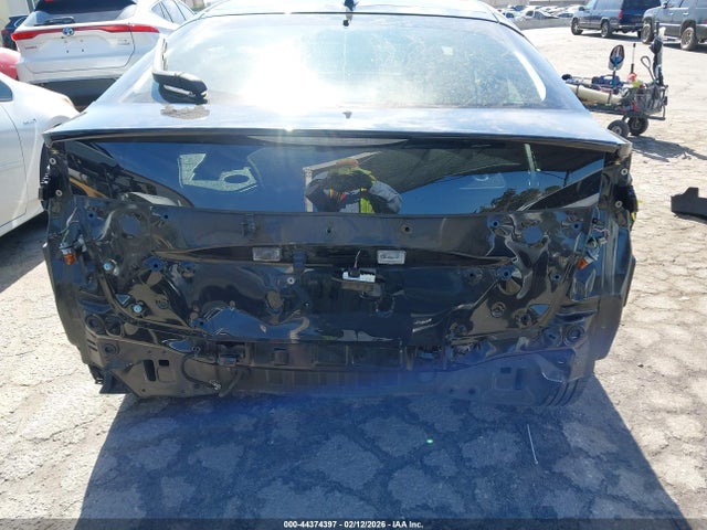 JTDKBRFU0G3513114 Toyota Prius Two