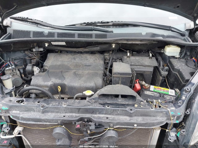 5TDXK3DCXFS563688 Toyota Sienna Se Premium 8 Passenger