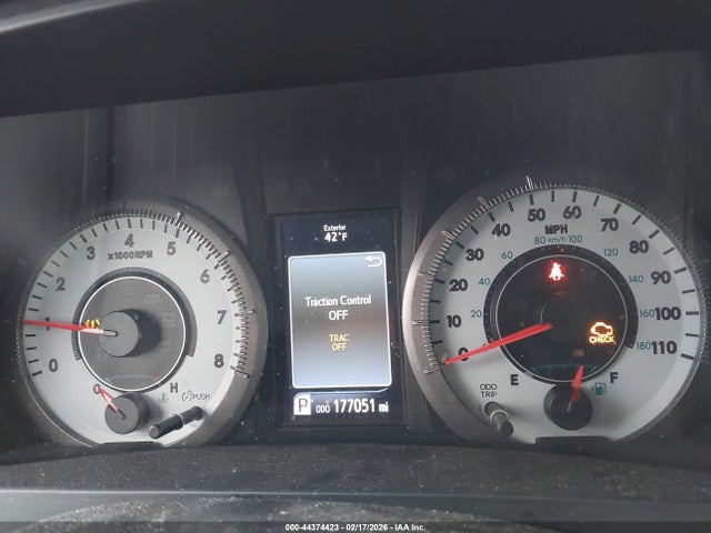 5TDXK3DCXFS563688 Toyota Sienna Se Premium 8 Passenger
