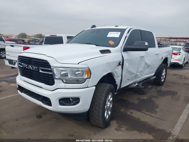 3C6UR5DL4MG518114 RAM 2500 Big Horn 4x4 6&#039;4 Box