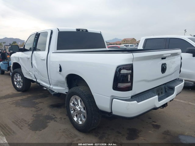 3C6UR5DL4MG518114 RAM 2500 Big Horn 4x4 6&#039;4 Box