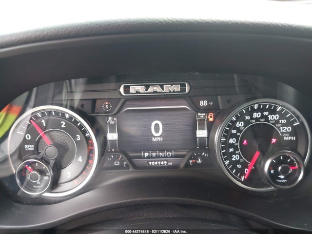 3C6UR5DL4MG518114 RAM 2500 Big Horn 4x4 6&#039;4 Box