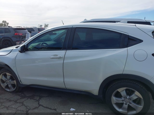 3CZRU5G38GM716526 Honda HR-V LX