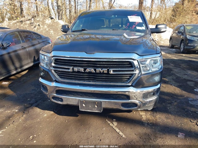 2021 Ram 1500 Big Horn  4x4 6'4 Box მანქანა იყიდება აუქციონზე, vin: 1C6SRFBTXMN639933, აუქციონის ნომერი: 44374460