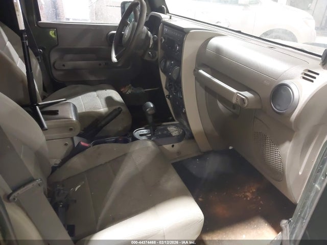 Продаж на аукціоні авто 2007 Jeep Wrangler Unlimited Sahara, vin: 1J4GA59127L195803, номер лоту: 44374468