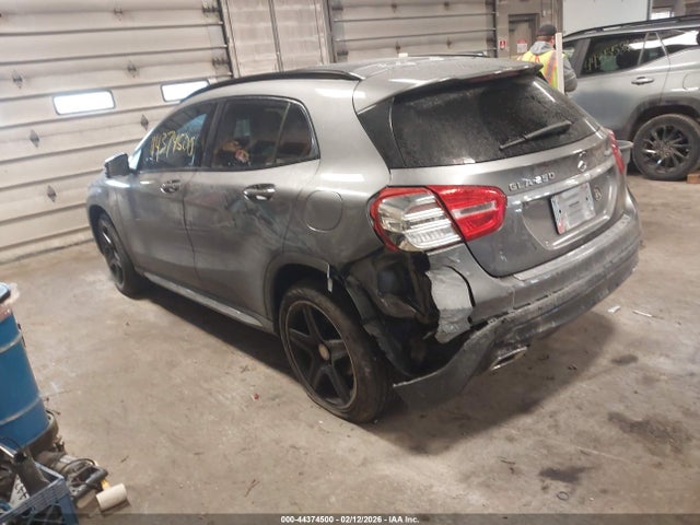 2017 MERCEDES-BENZ GLA 250 WDCTG4GB9HJ299236 Photo 2