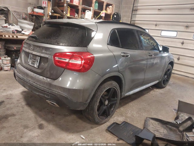 2017 MERCEDES-BENZ GLA 250 WDCTG4GB9HJ299236 Photo 3