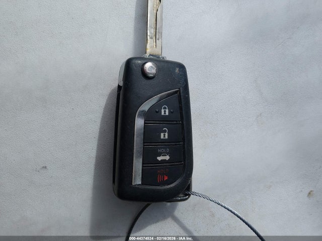 4T1C11AK9LU333192 Toyota CAMRY LE