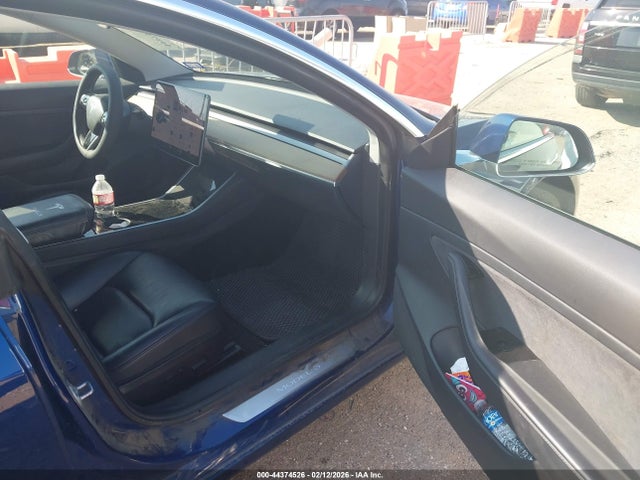 Продаж на аукціоні авто 2020 Tesla Model 3, vin: 5YJ3E1EA1LF645865, номер лоту: 44374526