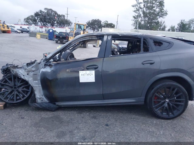 5UXCY8C02M9H45576 BMW X6 M50i
