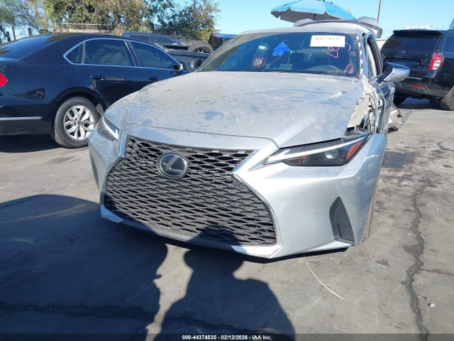 Lexus IS 300 2023 JTHDA1D21P5126993 Image 13