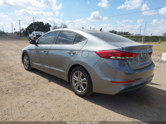 Продажа на аукционе авто 2018 Hyundai Elantra Sel/value/limited, vin: KMHD84LF8JU452687, номер лота: 44374538