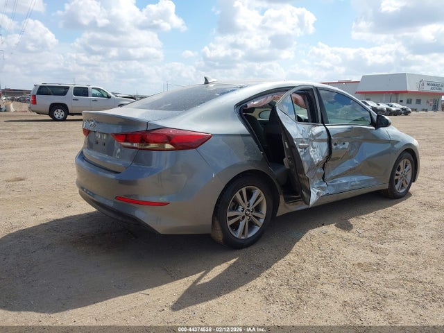 Продажа на аукционе авто 2018 Hyundai Elantra Sel/value/limited, vin: KMHD84LF8JU452687, номер лота: 44374538
