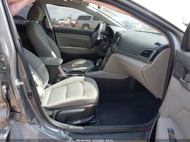Продажа на аукционе авто 2018 Hyundai Elantra Sel/value/limited, vin: KMHD84LF8JU452687, номер лота: 44374538