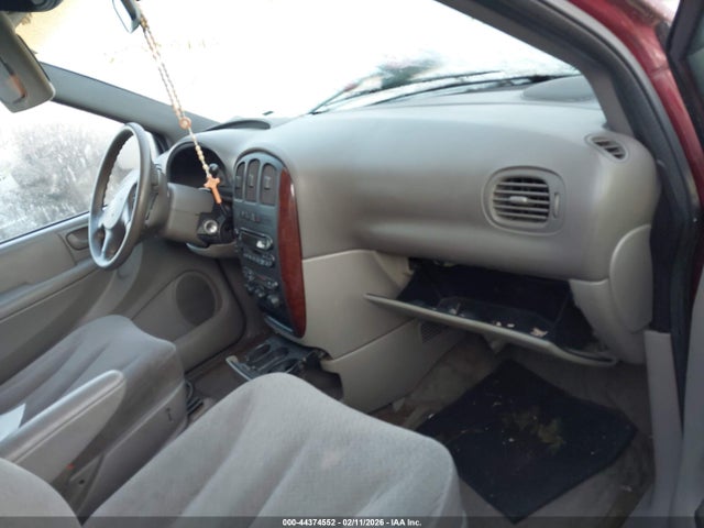 2002 CHRYSLER TOWN & COUNTRY 2C4GP44392R643915 Photo 4