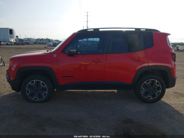 2015 Jeep Renegade Trailhawk მანქანა იყიდება აუქციონზე, vin: ZACCJBCT4FPC42143, აუქციონის ნომერი: 44374559