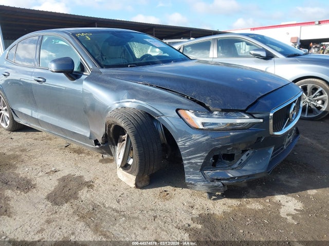 7JR102FK6LG065666 Volvo S60 T5 Momentum