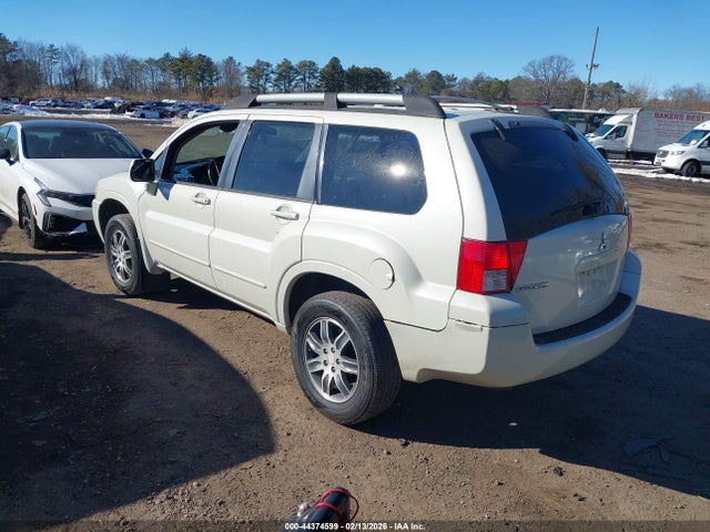 2004 MITSUBISHI ENDEAVOR 4A4MN41SX4E081889 Photo 2