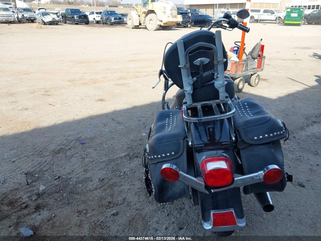 2011 HARLEY-DAVIDSON FLSTC 1HD1BW510BB042435 Photo 5