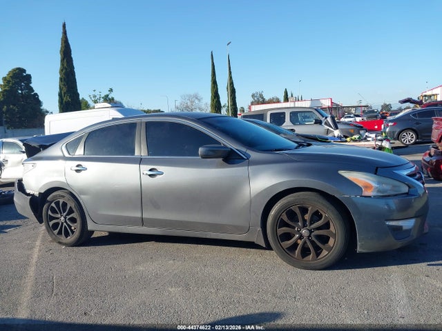 1N4AL3AP0FN916879 Nissan Altima 2.5 S