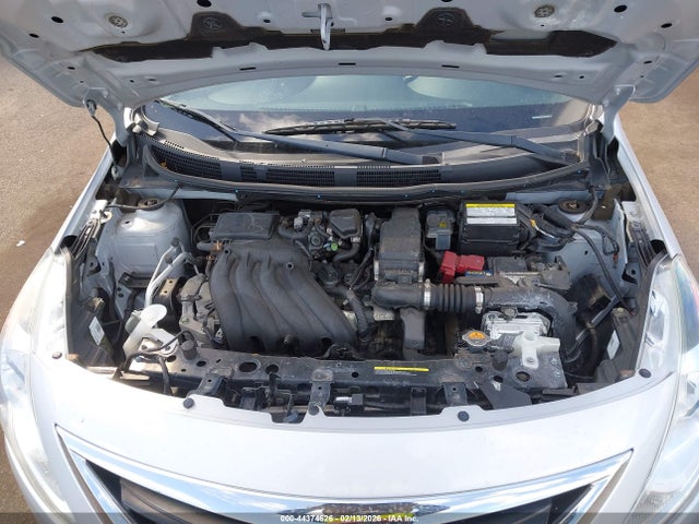 3N1CN7AP7JL875960 Nissan Versa 1.6 Sv