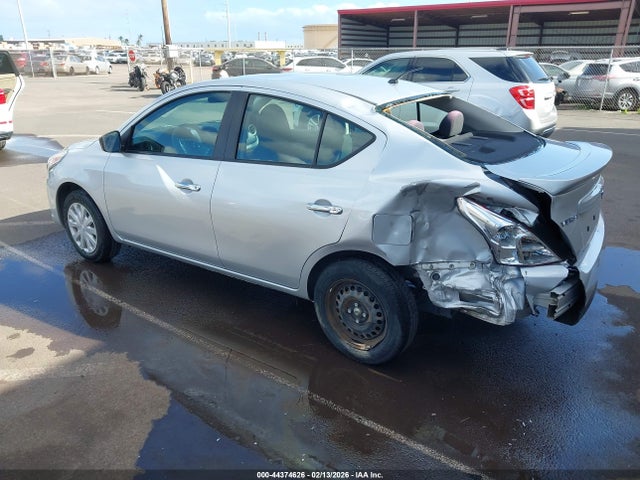 3N1CN7AP7JL875960 Nissan Versa 1.6 Sv