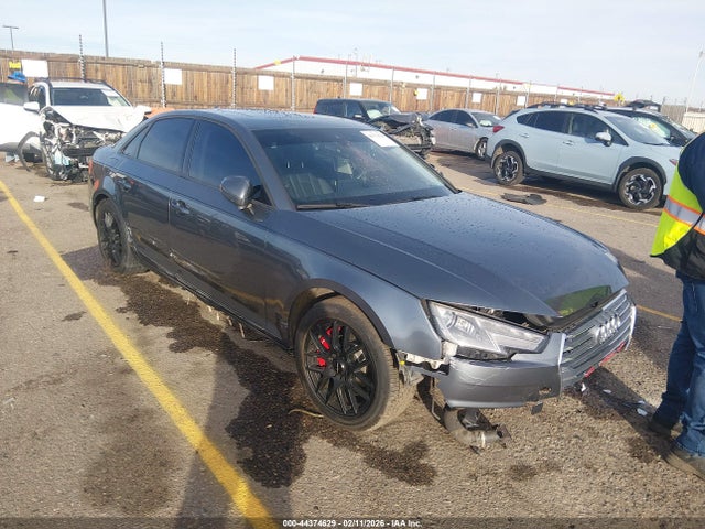 2017 AUDI A4 WAUANAF46HN066621